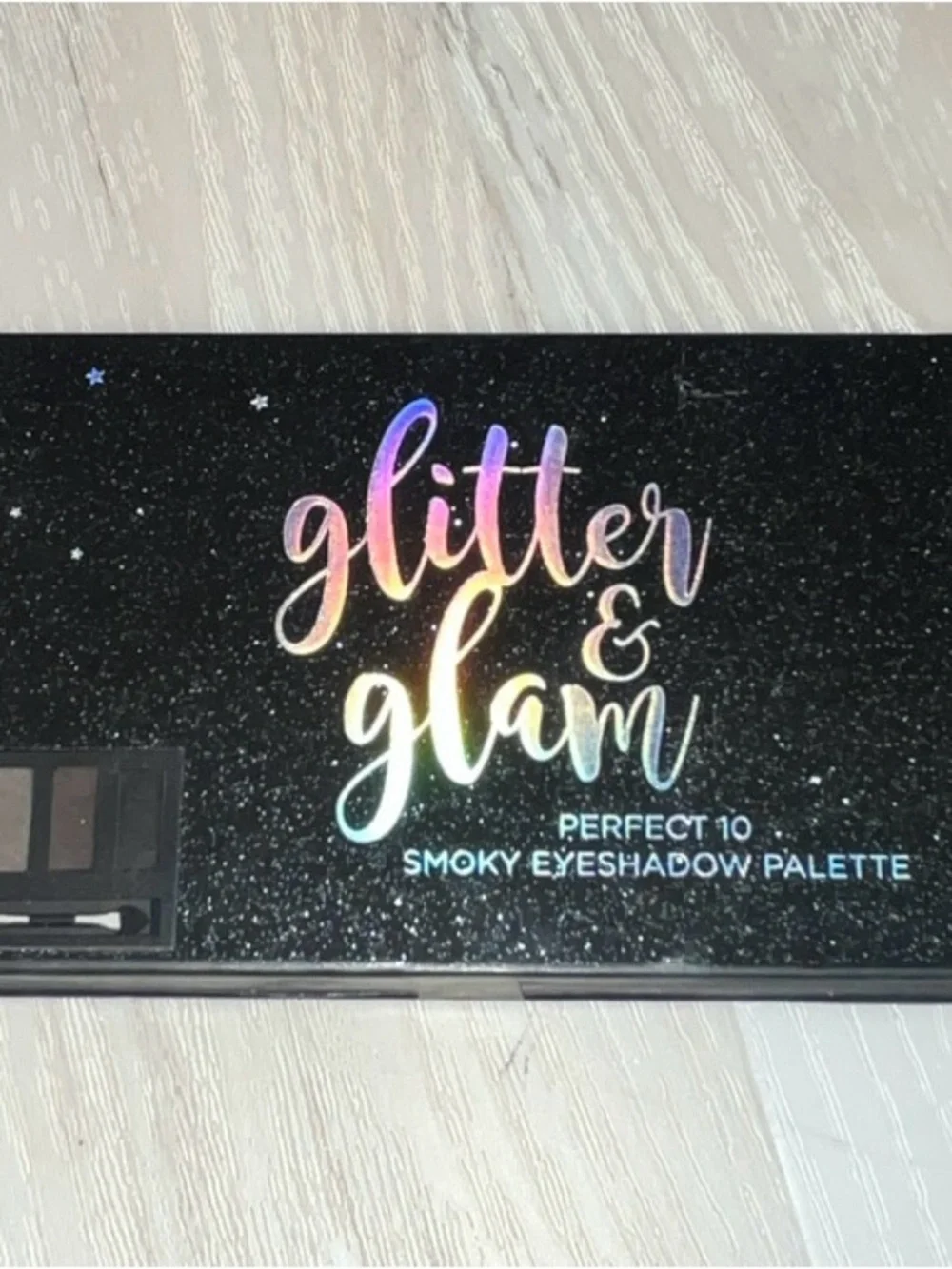 Profusion Glitter & Glam Perfect 10 Smoky Eyeshadow Palette